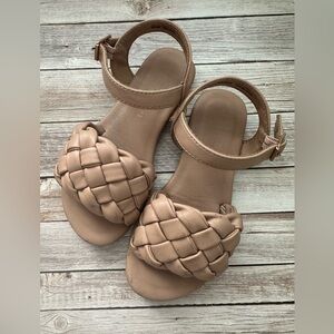 Madden Girl nude Braided Strappy Sandals girls/kids size 12